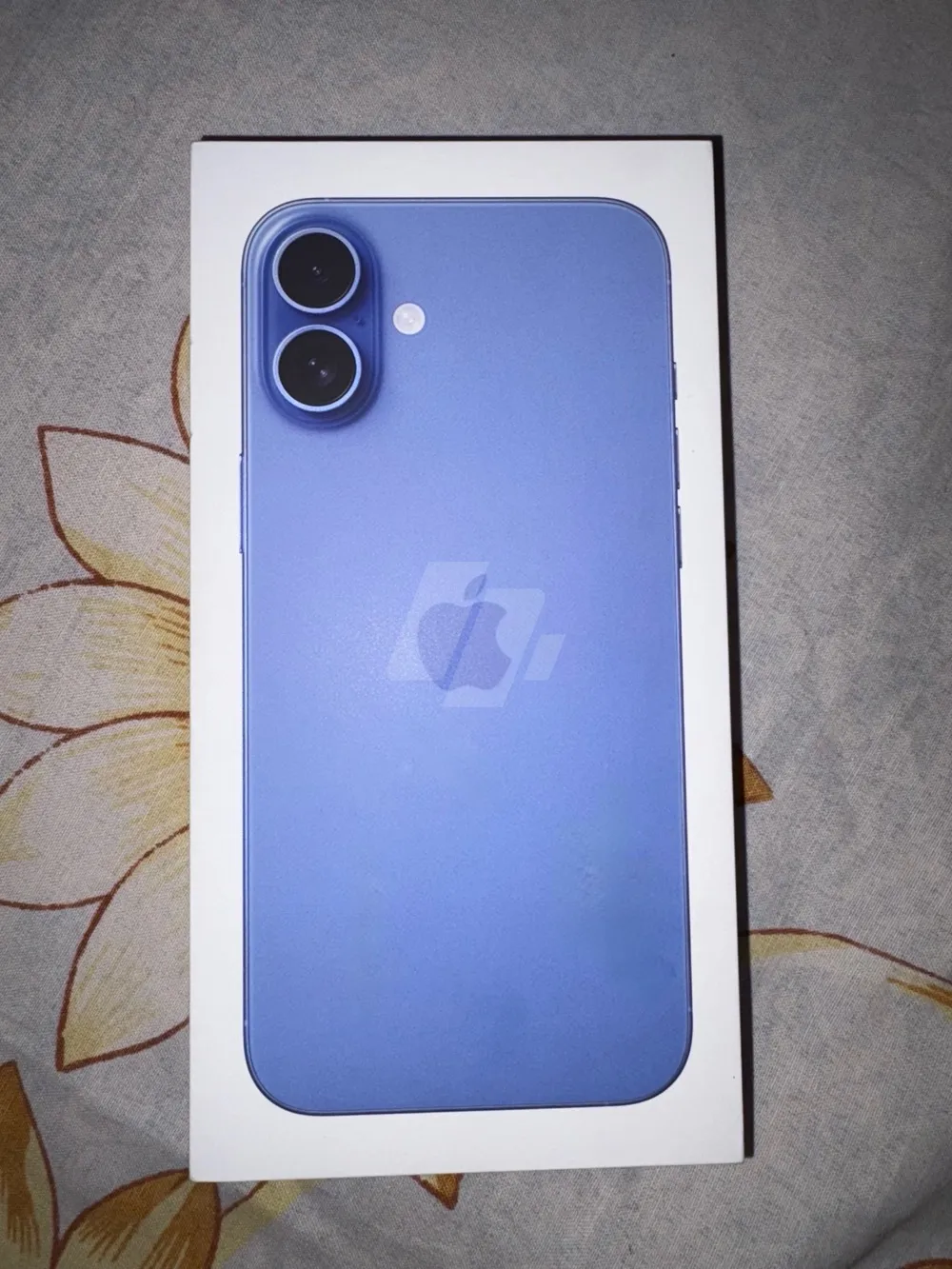 https://4swapp.azureedge.net/4swapp/media/cover/117904/bb21a2bf-cf20-4db1-b51e-009f6abbdd5d