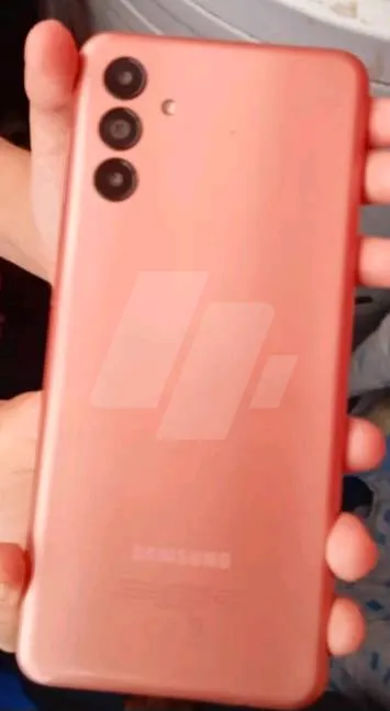 https://4swapp.azureedge.net/4swapp/media/cover/151085/26e7b7e2-38db-4b72-a82c-1cc7931ae2e2