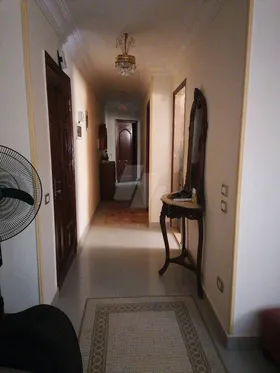 شقة للبيع