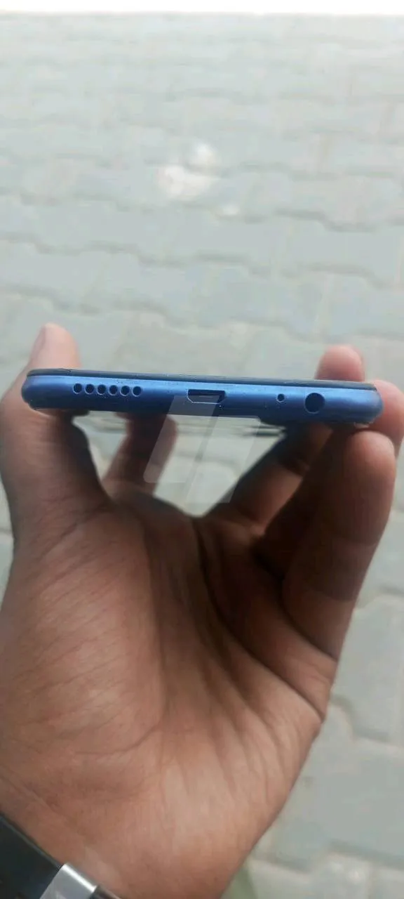 https://4swapp.azureedge.net/4swapp/media/cover/164387/d601c160-597a-4cc7-941d-a82fcde451bc
