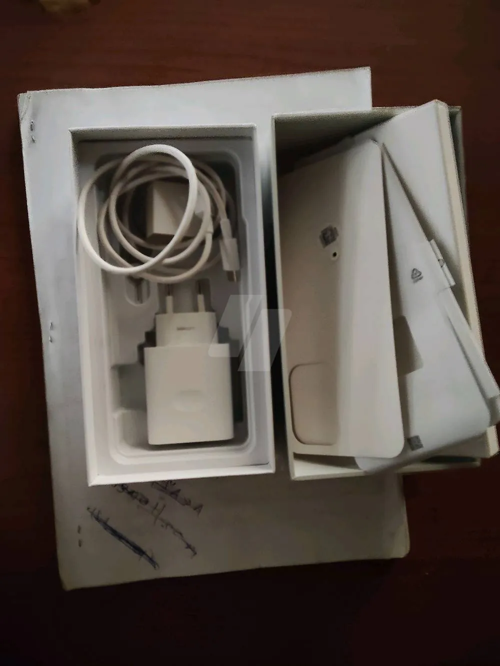 https://4swapp.azureedge.net/4swapp/media/cover/164775/1c8a1dce-5337-45a1-b13d-3ff99d261ab4