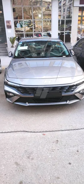 Hyundai Elantra CN7 2024