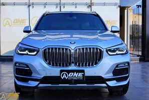 BMW X5 40i  2020