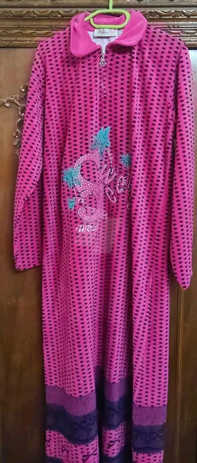 عبايات قطيفة