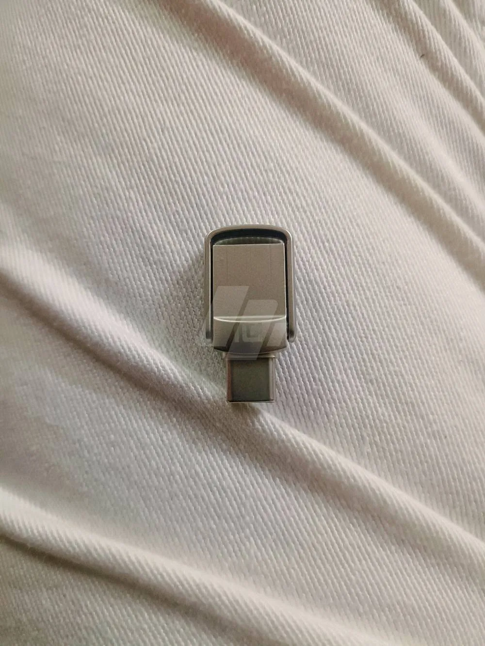 https://4swapp.azureedge.net/4swapp/media/cover/58280/cf0c5f17-15da-43bd-9ec6-1a7fcc8d8a52