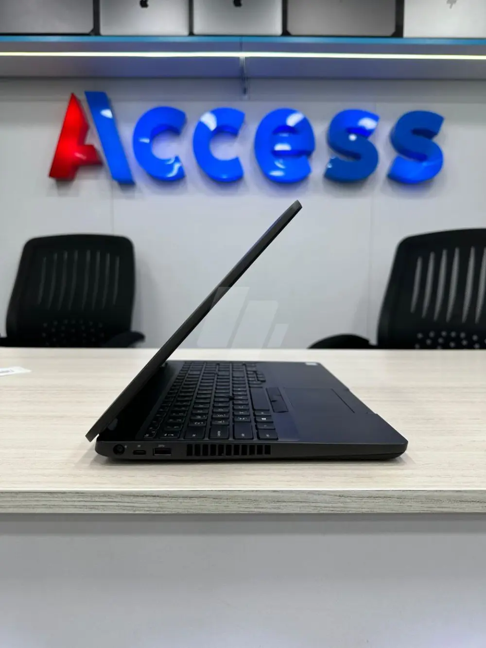 https://4swapp.azureedge.net/4swapp/media/cover/638558152444761149/83df1275-6c4d-4838-973a-55601429fc83