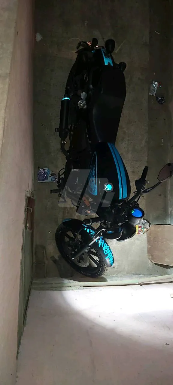 https://4swapp.azureedge.net/4swapp/media/cover/638749637485646745/8b5e1e27-9694-4acd-863f-ced2a42ddf33