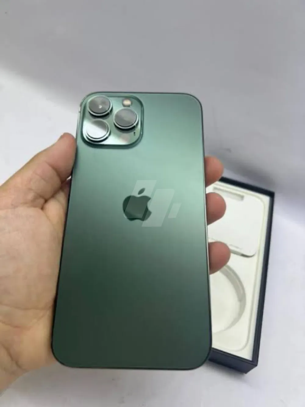 https://4swapp.azureedge.net/4swapp/media/cover/638800081228633795/c5f19f13-1843-4be8-be09-d1575577426e