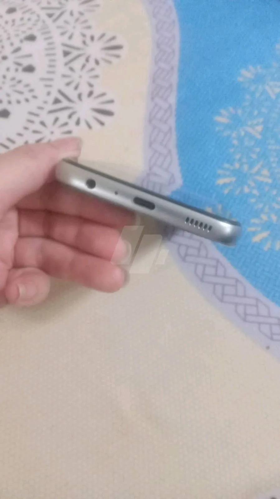 https://4swapp.azureedge.net/4swapp/media/cover/638818191041623349/b250ea24-5e66-4cd1-b7bf-aeee77f950cc