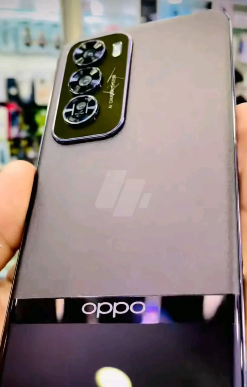https://4swapp.azureedge.net/4swapp/media/cover/638820908330525263/c6fe2e29-4677-430d-b14a-b9a0ae055c72