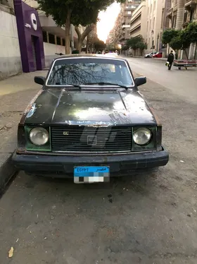 فولفو 240 موديل 1980 