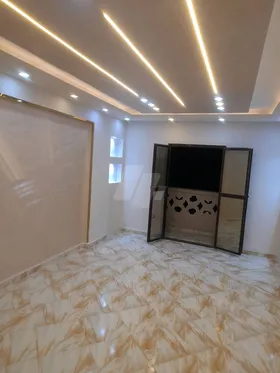 شقة فاخرة للبيع ميامي العيسوي 