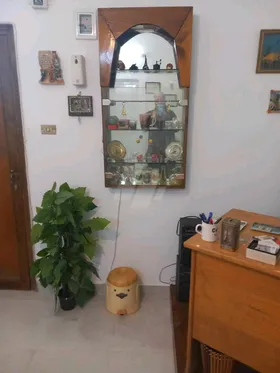 دولاب للديكور 