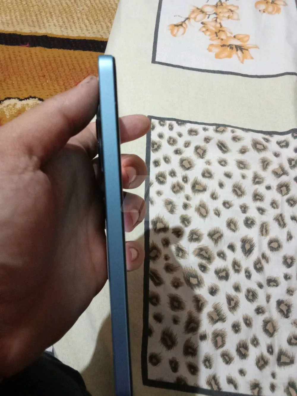 https://4swapp.azureedge.net/4swapp/media/cover/638823964524548952/b1de5c04-4ada-4f9a-89d0-0ea1c1266d22