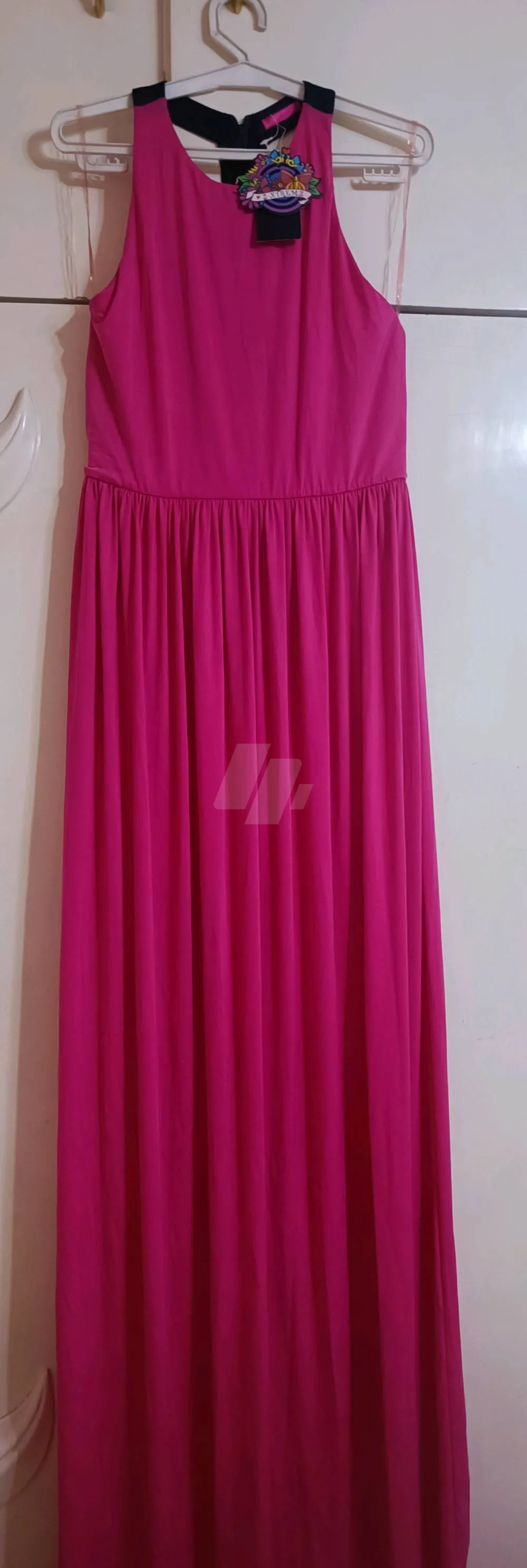 https://4swapp.azureedge.net/4swapp/media/cover/638832845300466644/f7c0c02d-a966-4bb6-ae11-8044e277a9c2