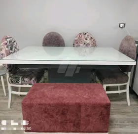سفرة استعمال خفيف بحالة رائعة