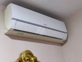 تكييف شارب ٣حصان حالة جديدة وجيدة جدا 