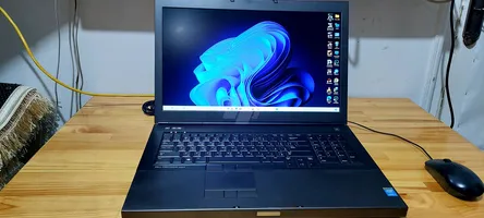 dell precision M6800 workstation 4940MX