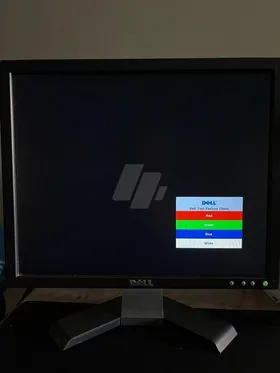 شاشة dell 17 بوصه