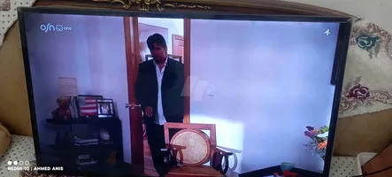 شاشة سامسونج 43 بوصة سمارت برسيفير مدمج 
