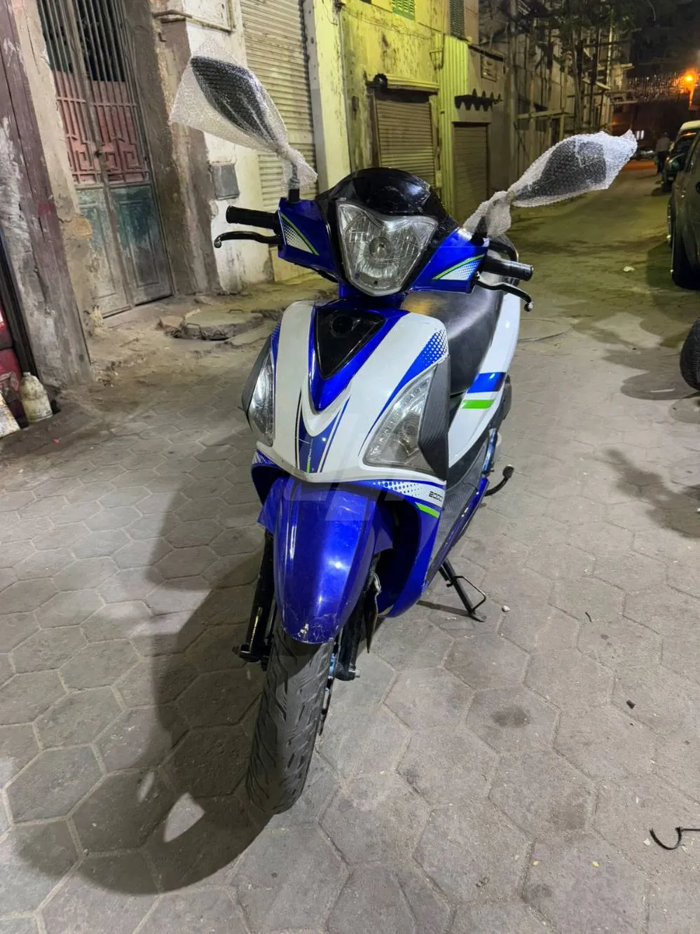 https://4swapp.azureedge.net/4swapp/media/cover/638838744482285068/cf712cb8-237a-4557-b2b9-a119830ae52c