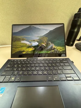 asus zenbook 14 pro 2 screens