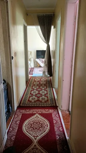 شقه