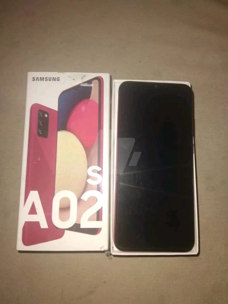 https://4swapp.azureedge.net/4swapp/media/cover/638846469675173485/4b0ee2c7-c26d-4bcb-97af-069edeb20fe0
