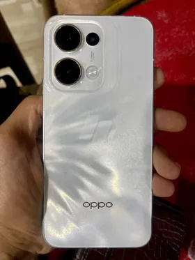 Oppo Reno 13 5G 