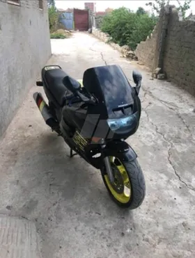 هوندا 1000cprموديل  ٩٩للتواصل ٠١٠٠١٢٩٤٢٤٥