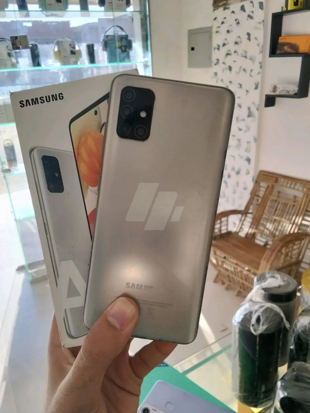 https://4swapp.azureedge.net/4swapp/media/cover/638852858558957471/a007193d-2f2e-4baf-af9b-cc2713e309b7