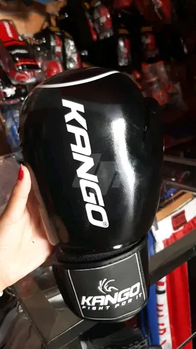 boxing gloves 🥊