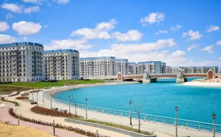 شقة استلام فوري للبيع ومتشطبة بالكامل في الحي اللاتيني في العلمين الجديدة