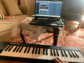ميدي أليسيس لقطة Midi Alesis Q-49