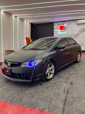 Honda Civic 2009 1800 VTEC R18