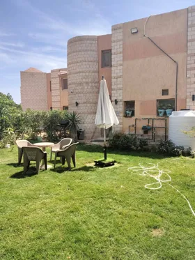 فيلا مستقلة للبيع بــ نيو فينيسيا بجوار لافيستا 5 بالزعفرانة العين السخنة