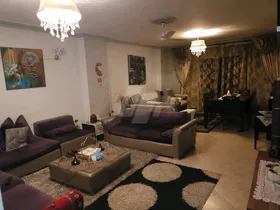 شقه للبيع
