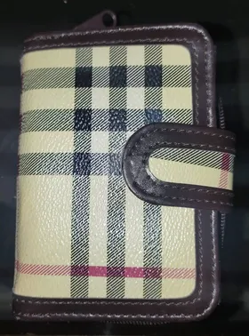 محفظة جلد 