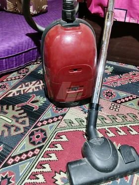 مكنسه كهربائيه