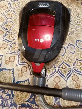LG 2000 وات مكنسة 