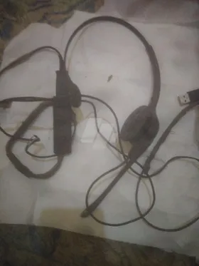 سماعة و ميكروفون plantronics اصلية