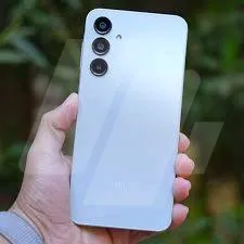 https://4swapp.azureedge.net/4swapp/media/cover/638864380062055656/b97ca84f-264a-4463-a309-715f6fd226ed
