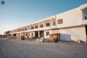 شقه للبيع فففي مجاويش مقدم 20% فقط !!