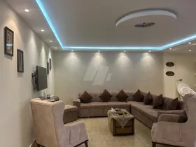 شقة بحديقة في الرحاب
