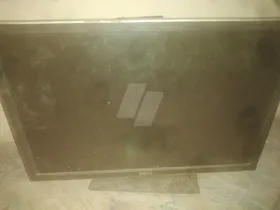 شاشة كمبيوتر dell كبيرة ٢٧ بوصة