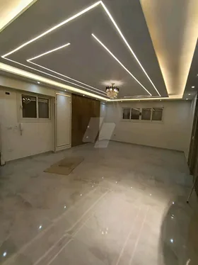 #دوبلكس للبيع ،🏩‏بالحي العاشر المجاورة الأولى‏بجوار جميع الخدمات بموقع متميز بجوار مول ذا جيت،وبجوار ماركه سعودى كمباوند جنه زايد وجميع الخدمات والمواصلات بمساحة 380 متر،