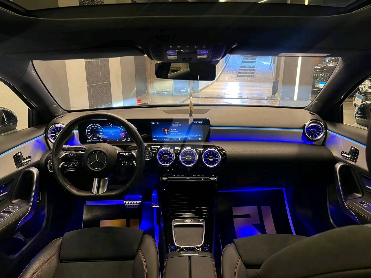 https://4swapp.azureedge.net/4swapp/media/cover/638879082212725188/f91d3888-e3f2-4e9e-8c9c-90670369604a