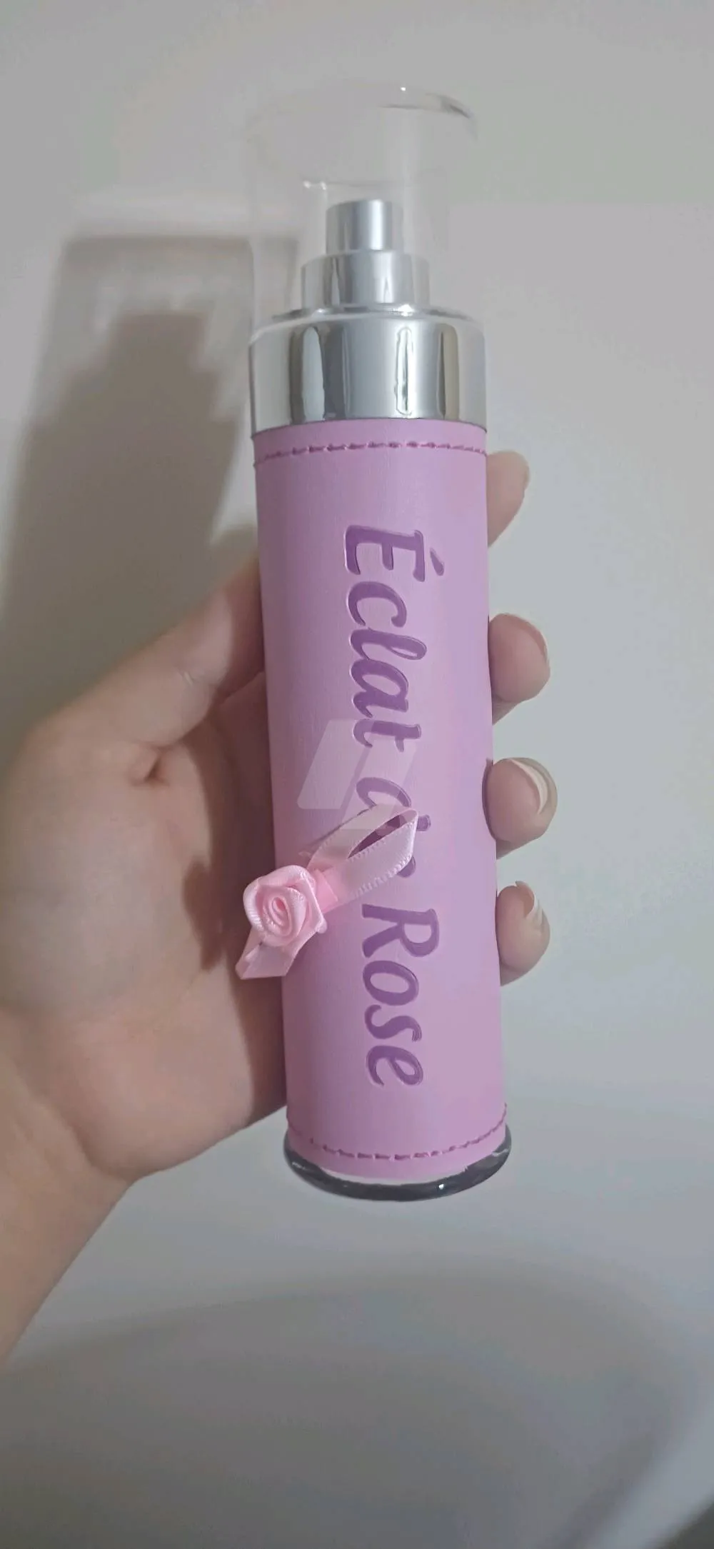 https://4swapp.azureedge.net/4swapp/media/cover/638879094141281392/d704f9cb-b24f-4775-892d-5cfccfdc4fd0