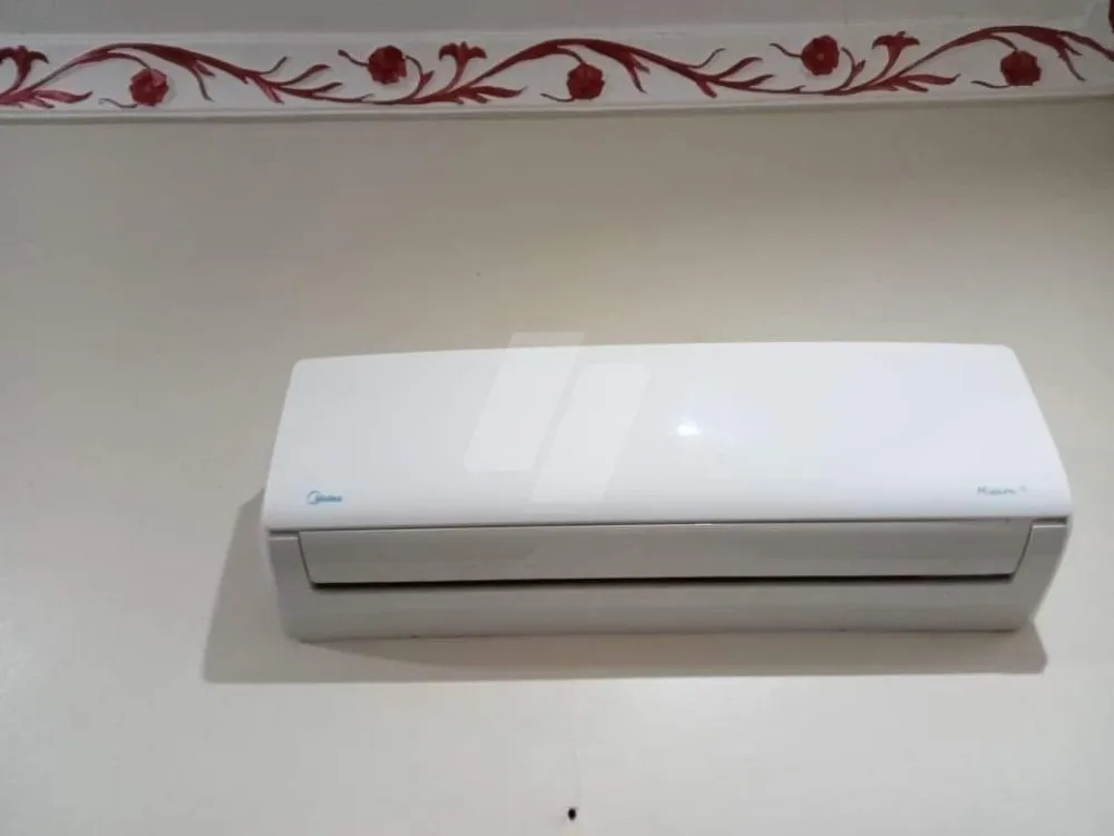 https://4swapp.azureedge.net/4swapp/media/cover/638879111091050593/b0efefb9-70c3-4e81-aa9e-efbeff5fee0d