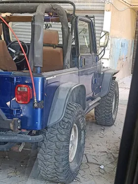 عربية جيب رانجلر موديل 98 معدلة بالكامل اوف روود 
